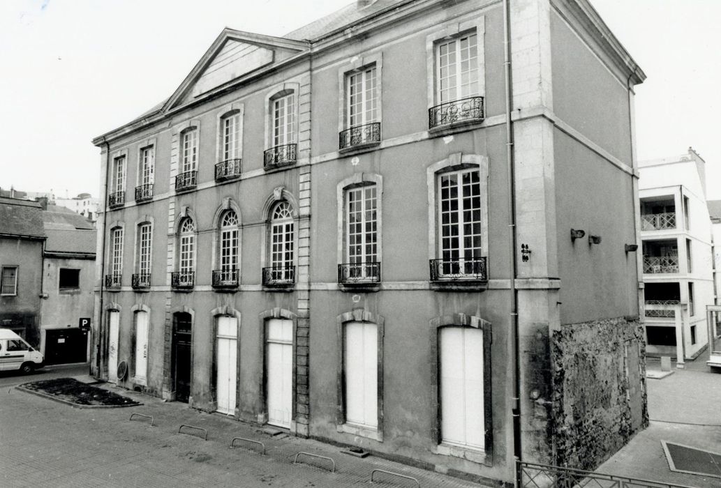 façade sur cour