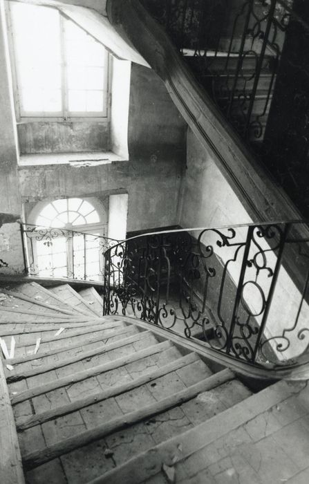 escalier, vue partielle