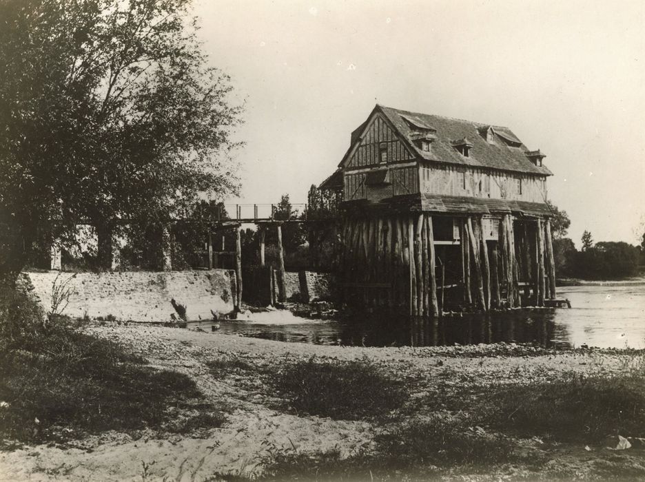 vue générale du moulin dans son environnent