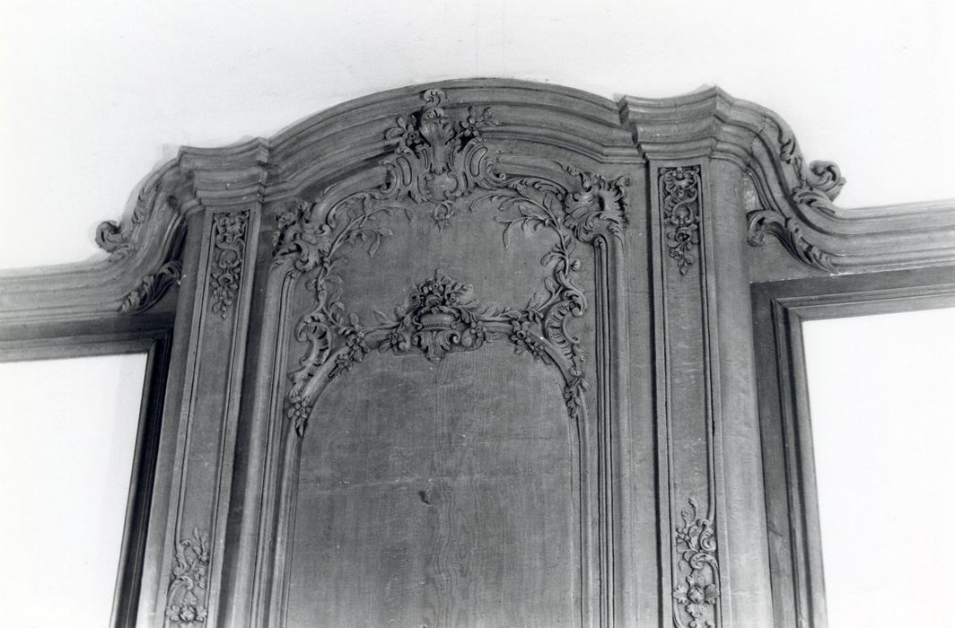 salle à manger, détail du trumeau de la cheminée