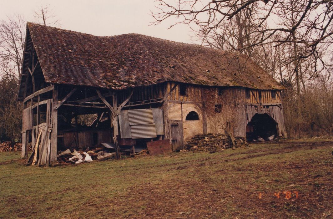 communs, vue partielle