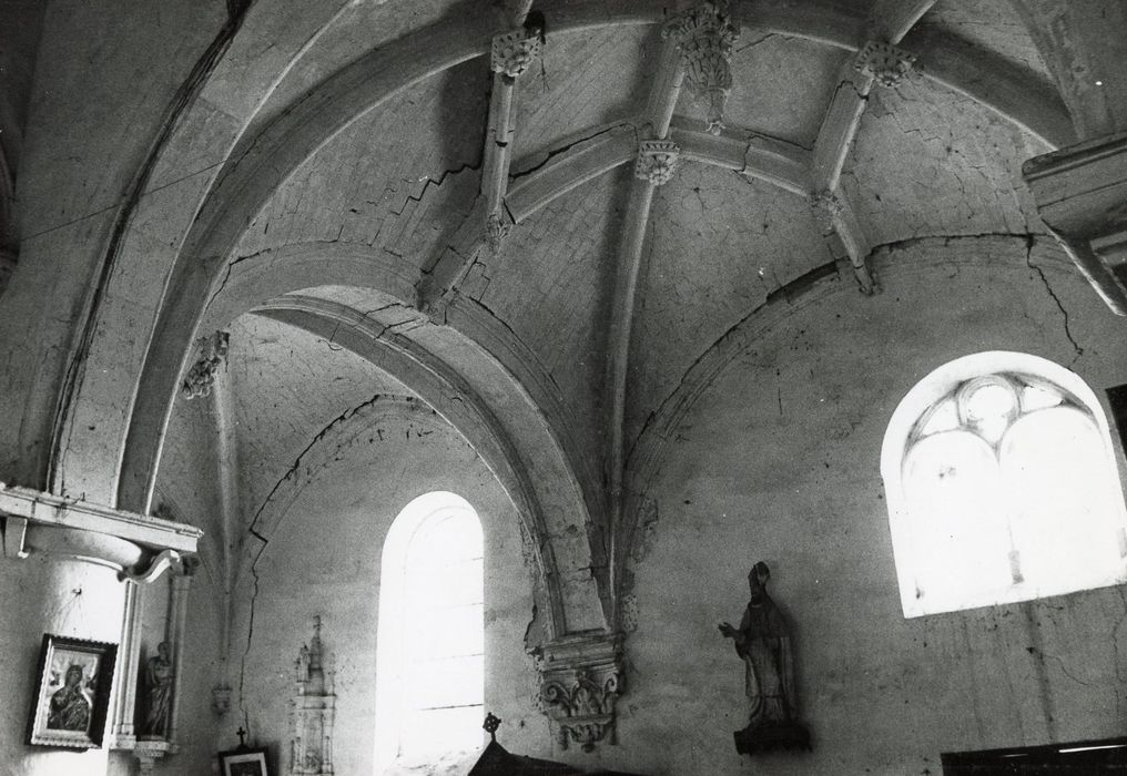 chapelle latérale, vue partielle de la voûte