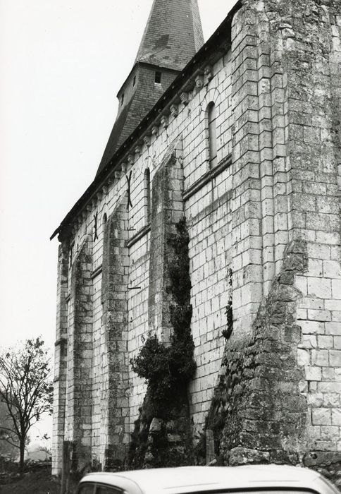 façade latérale nord, vue partielle