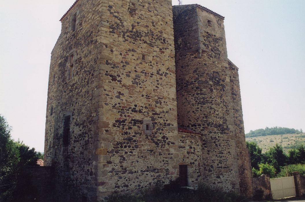 tour située à l’angle nord-ouest