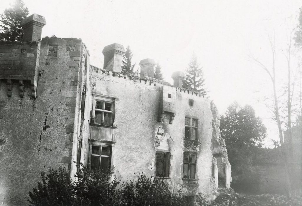 vue partielle des ruines, façade ouest