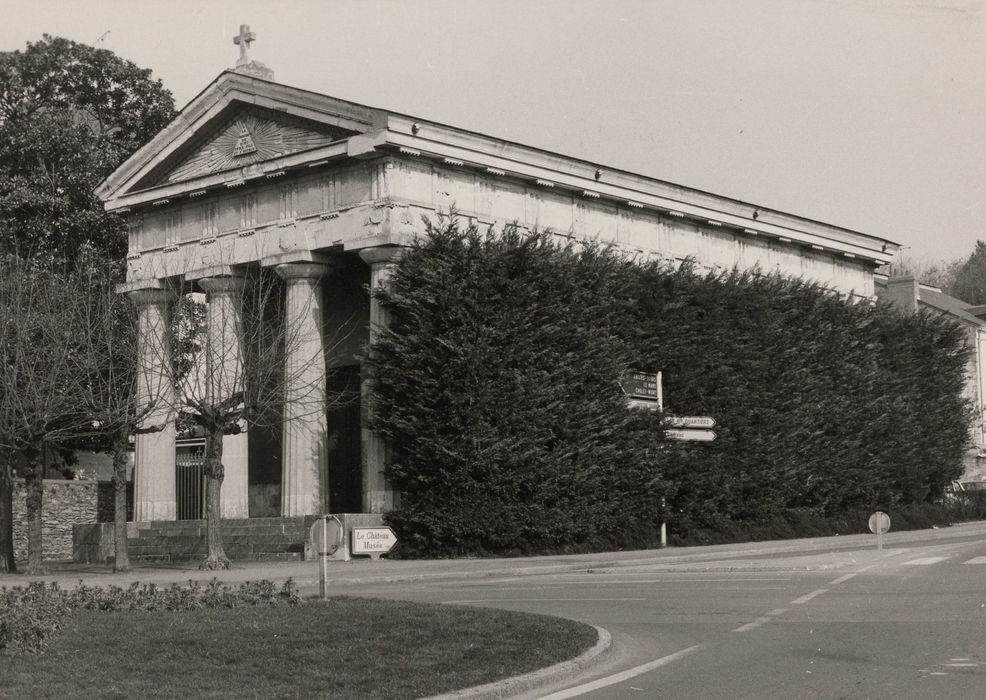 vue partielle du bâtiment