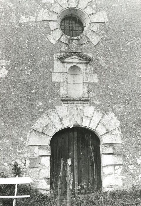 chapelle, porte d’accès ouest