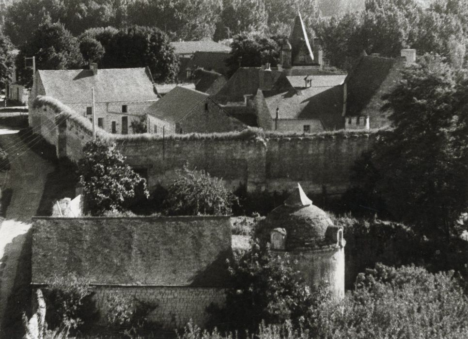 vue partielle de l’environnement depuis le château en direction du Sud-Ouest