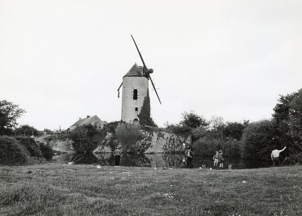 vue générale du moulin dans son environnement