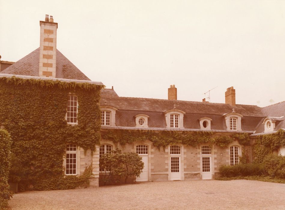 façade sud sur cour