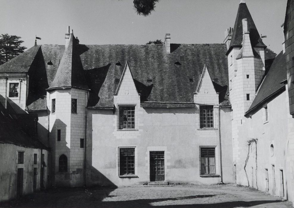 2e corps de logis, façade est 