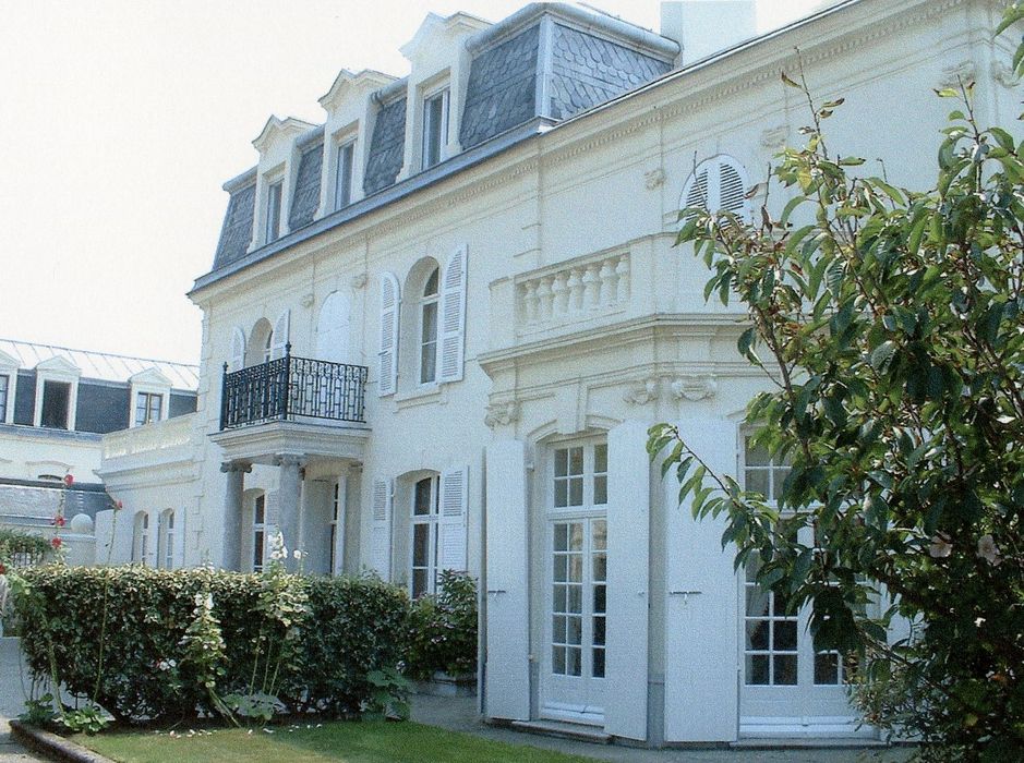 façade sur la rue du Général de Gaulle (photocopie numérisée)