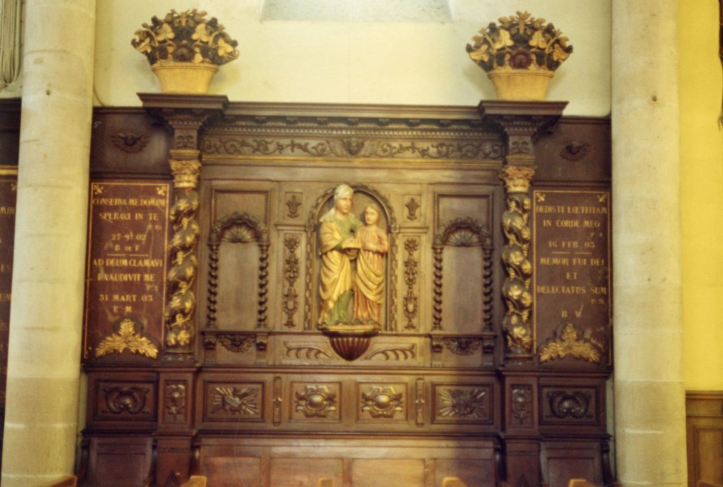 retable secondaire du bas-côté est, groupe sculpté : Education de la Vierge (l’)