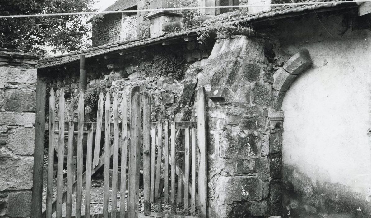 ancien cloître, galerie sud, vue partielle