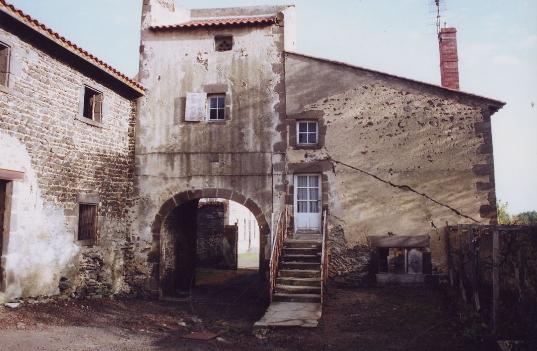 porche d’accès sud