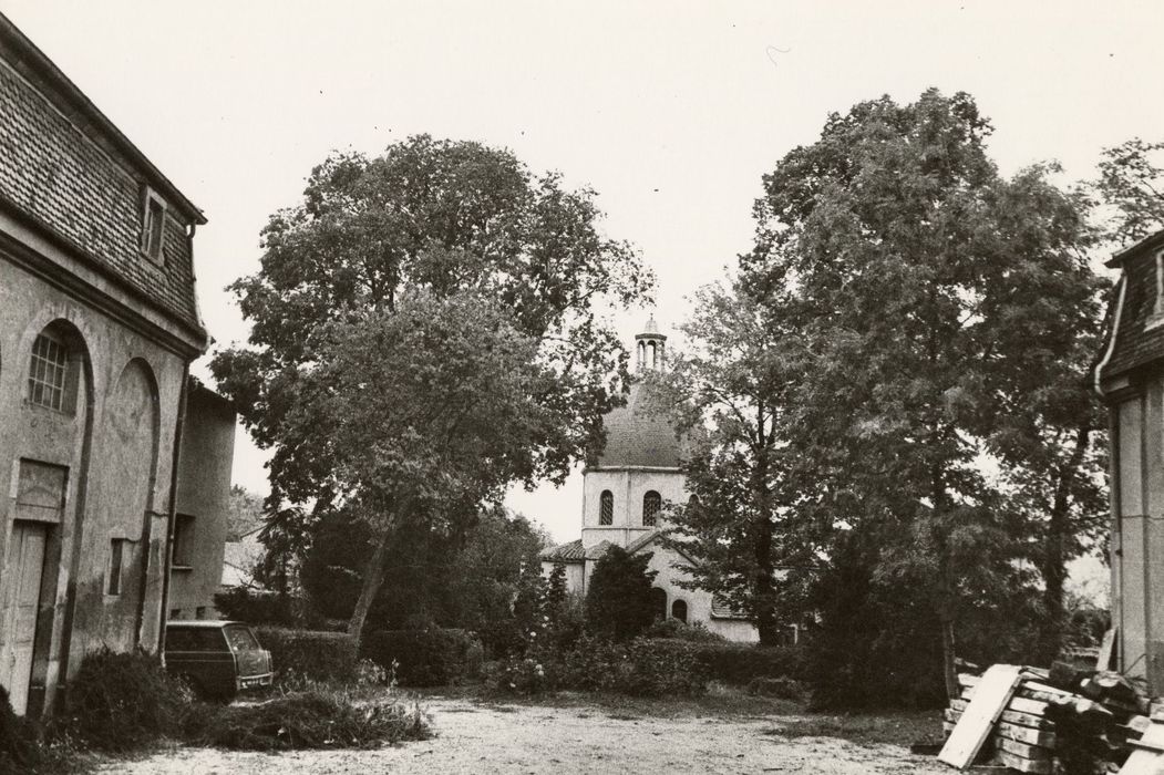 jardin, en perspective la chapelle Saint-Charles