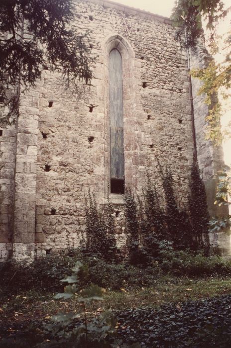 façade latérale nord, vue partielle