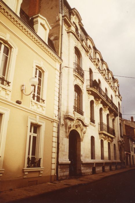 façade sur rue