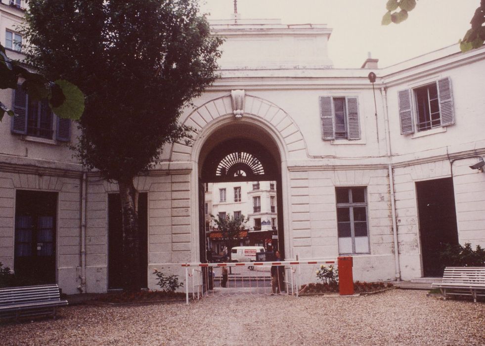 La Boîte à Claque, bâtiment d’entrée, façade postérieure