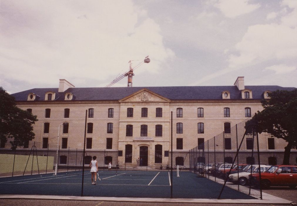 Pavillon Joffre, façade sur cour