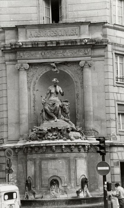 vue générale de la fontaine