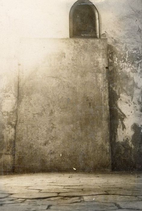 dalle funéraire de Gilles de Hémery, Louis de Hémery et Catherine d'Ecrosnes, sa femme - © Ministère de la Culture (France), Médiathèque du patrimoine et de la photographie, tous droits réservés
