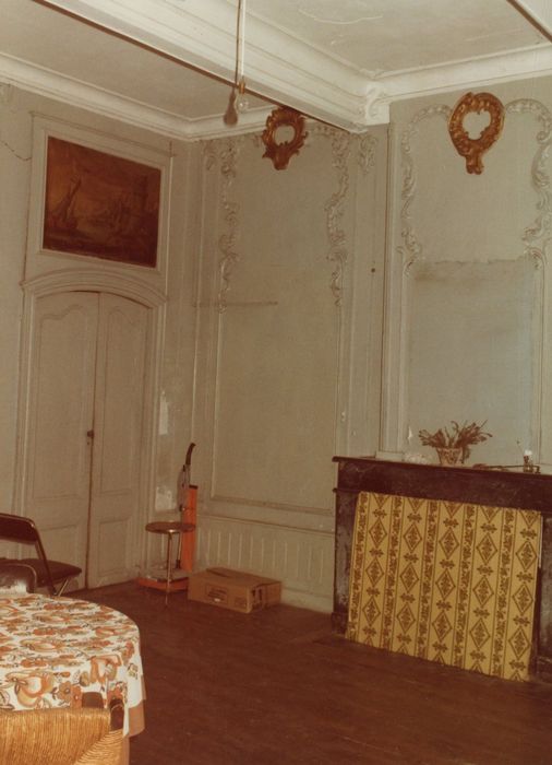 rez-de-chaussée, salle à manger des Marines, vue partielle