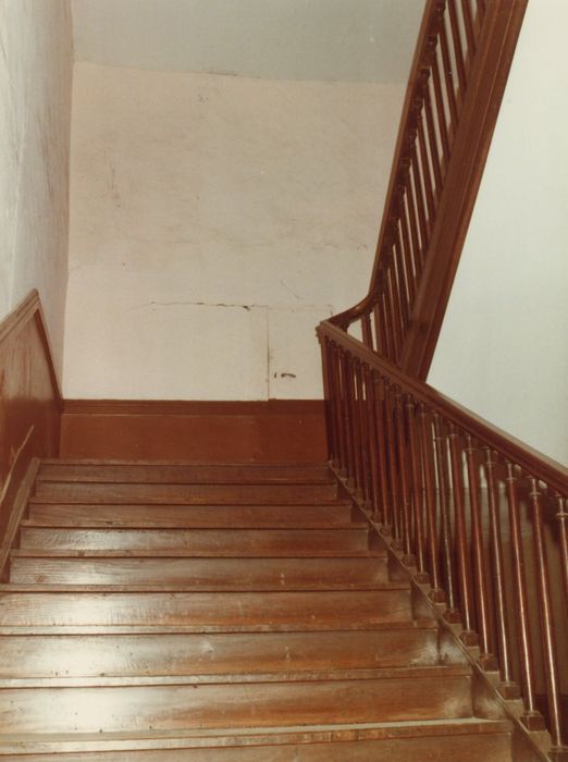 escalier, vue partielle