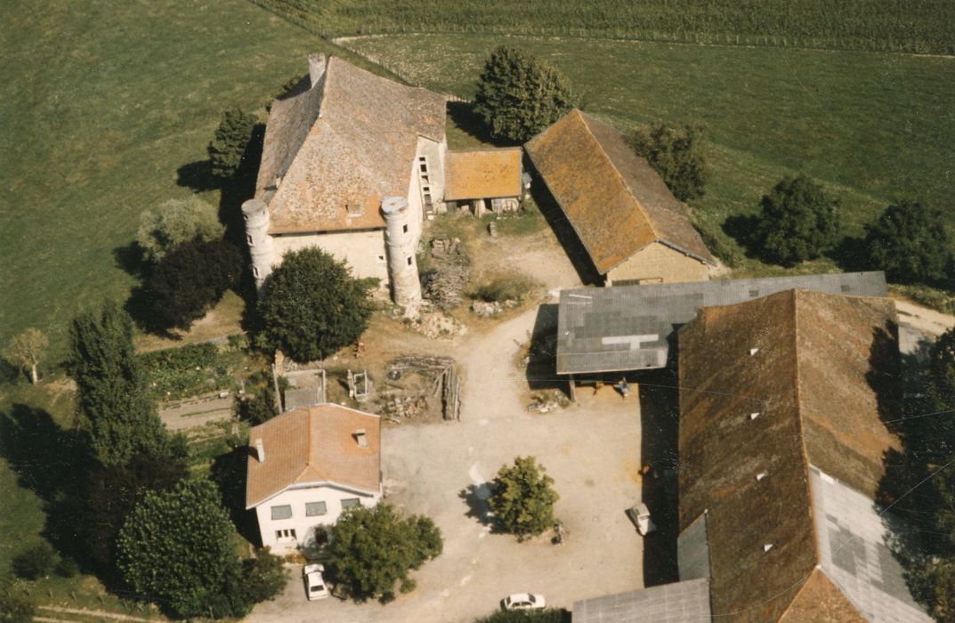 vue aérienne de l’ensemble des bâtiments