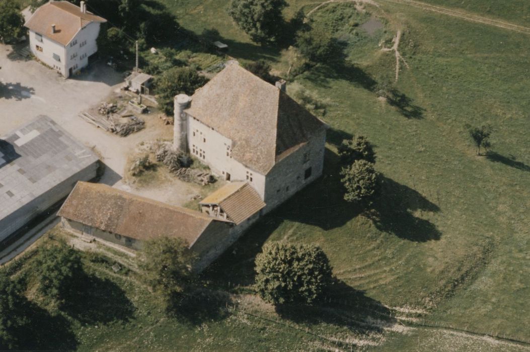 vue aérienne de l’ensemble des bâtiments