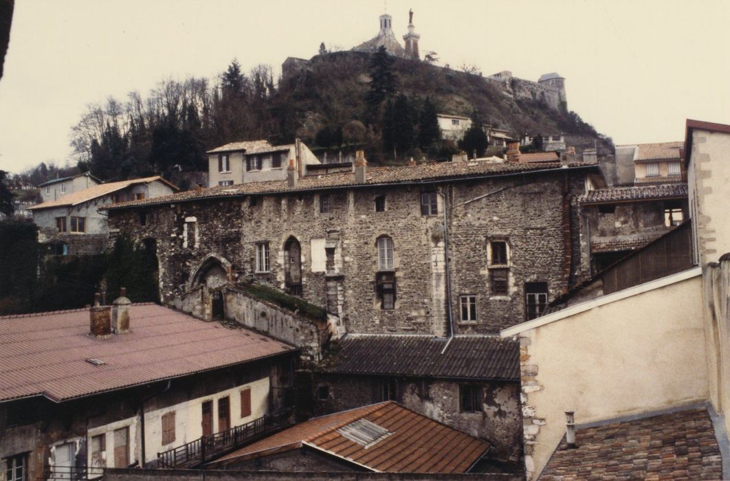 ancienne église abbatiale, façade latérale sud