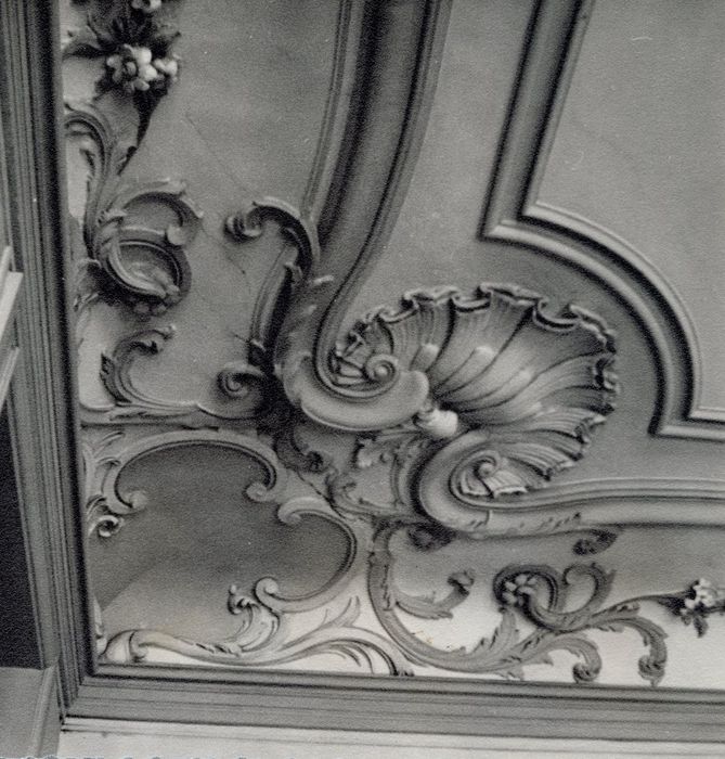 salle italienne, plafond, détail