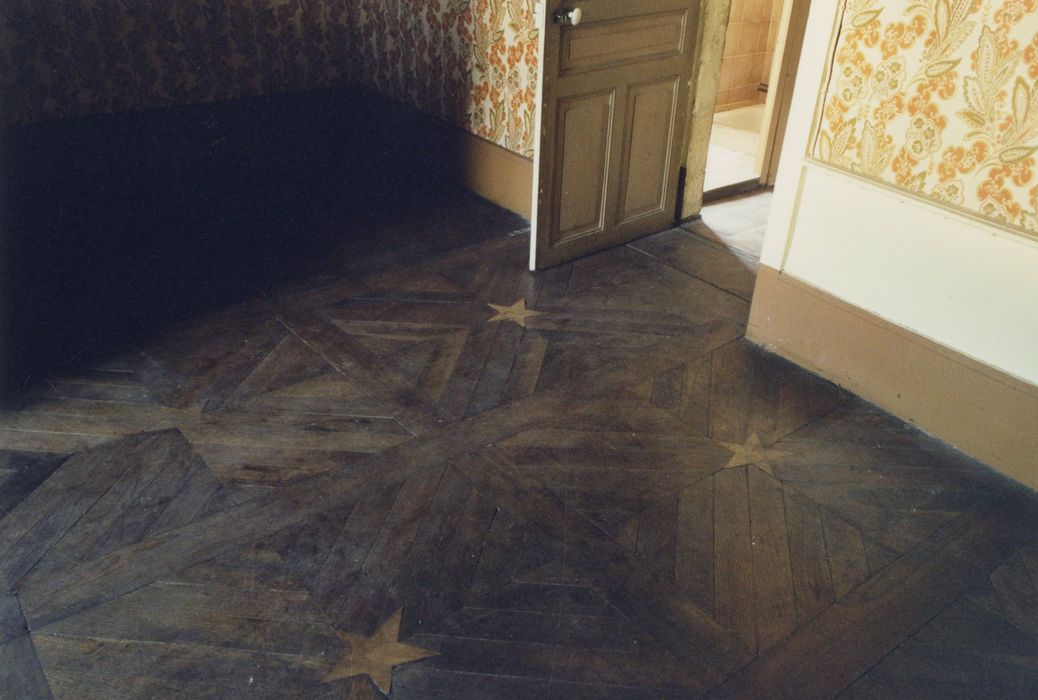 1er étage, palier, chambre aux étoiles, vue partielle du parquet