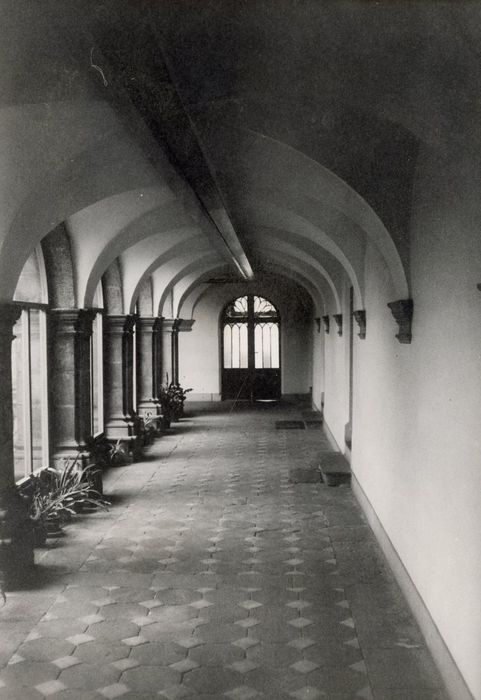 une des galeries du cloître