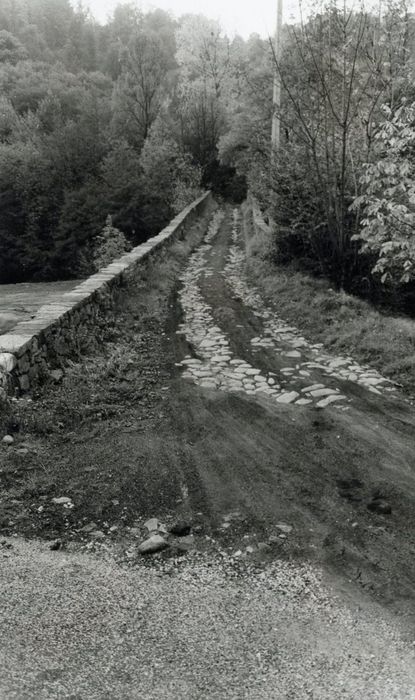 entrée du pont, rampe est