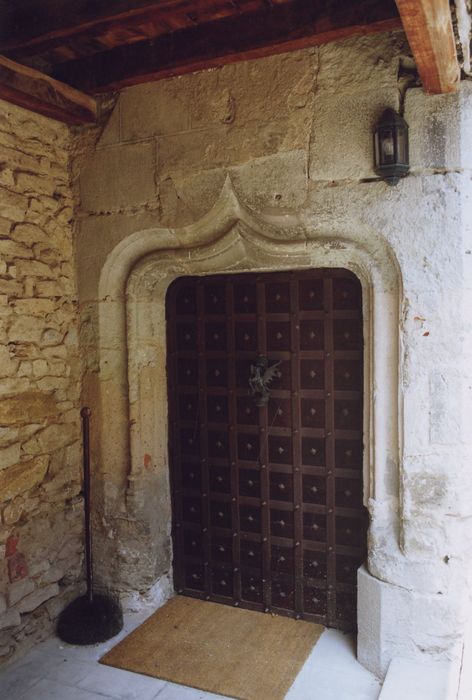 porte d’accès à la tourelle d’escalier