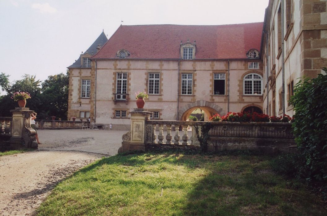 aile ouest, façade est