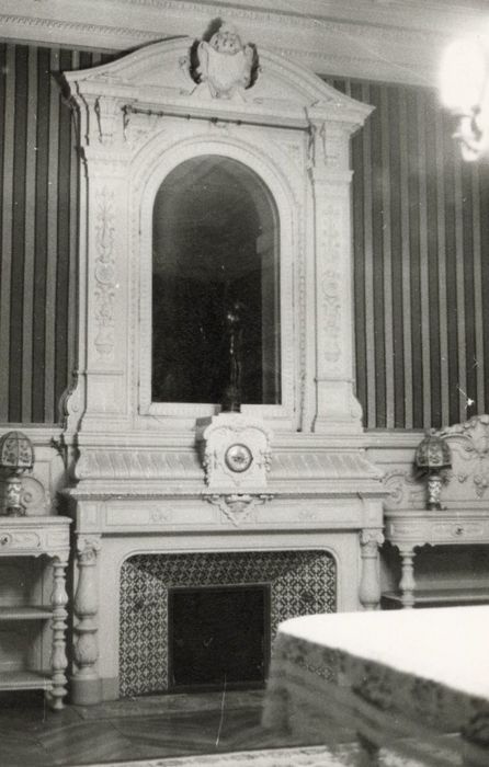 salle à manger, cheminée