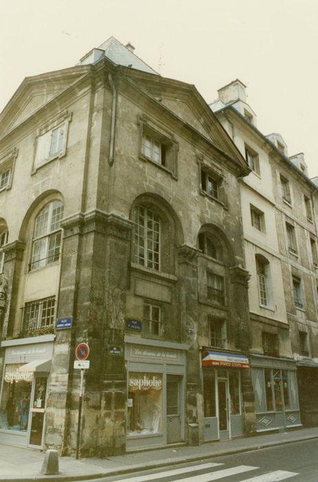 façade ouest sur rue