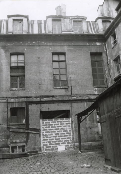 cour d’honneur, façade sud-est