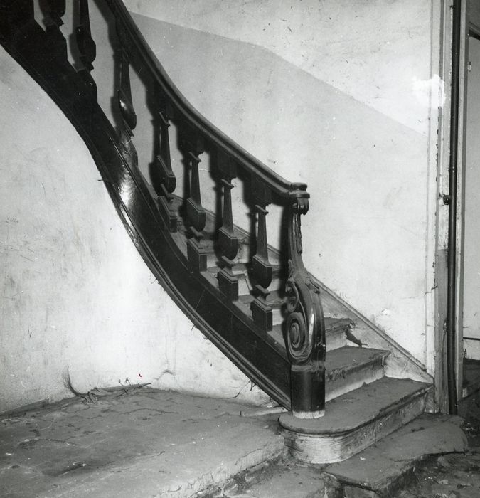 escalier, vue partielle