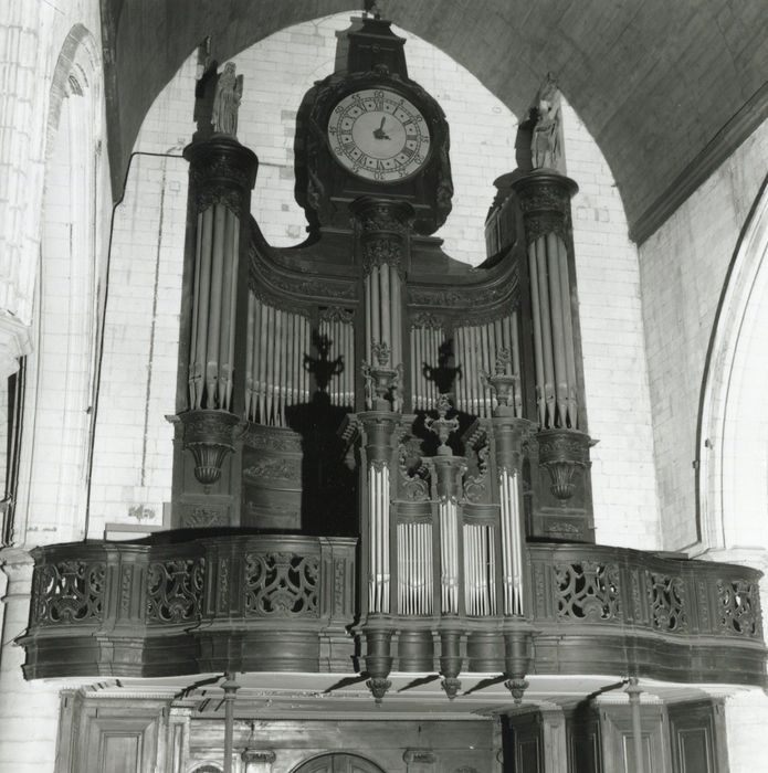 Orgue de tribune : buffet d'orgue