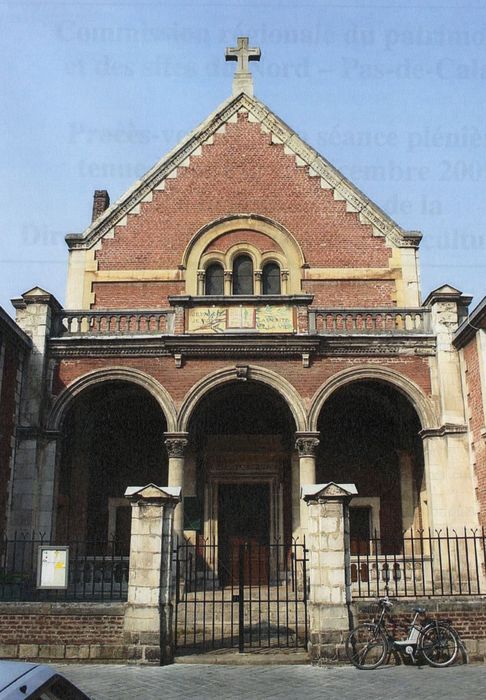 façade sur rue (photocopie numérisée)