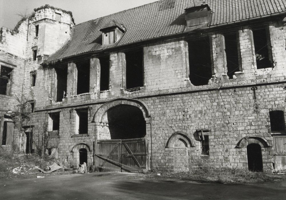 façade sur cour