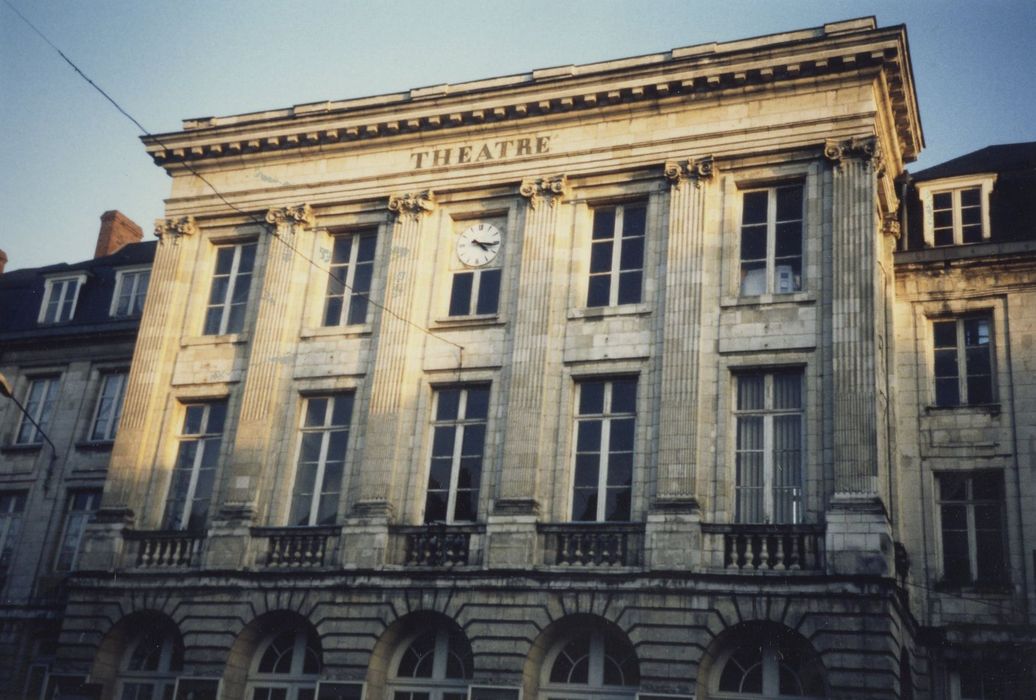 façade antérieure