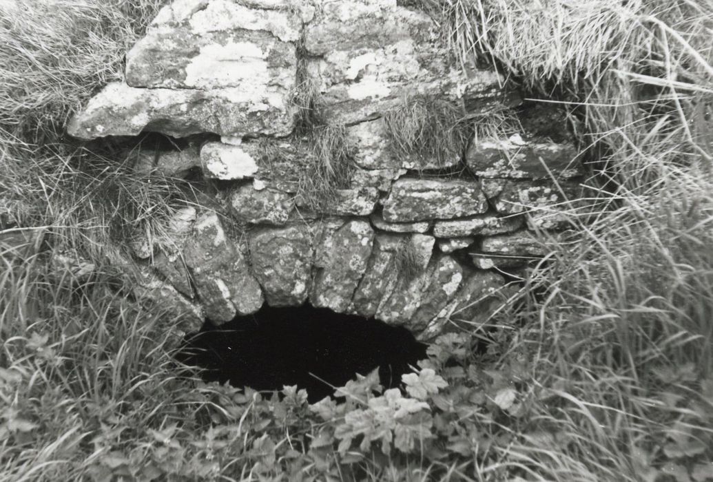 courtine est, détail de l’entrée d’une casemate