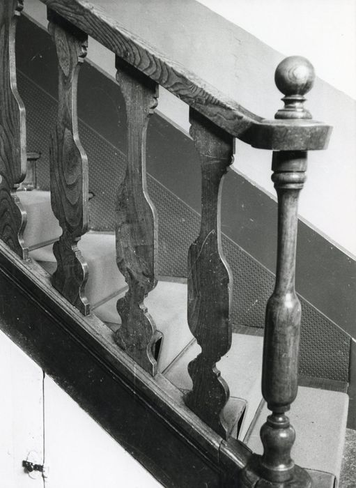 escalier secondaire, détail de la rampe