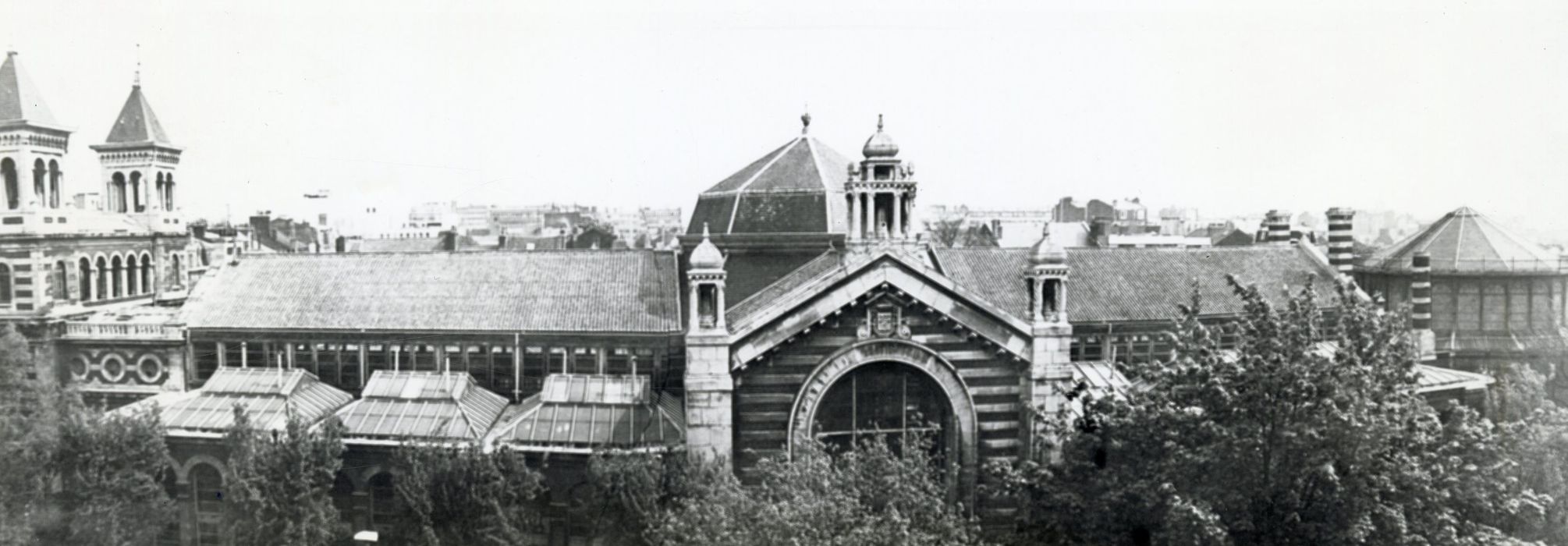 façade latérale sud, vue partielle