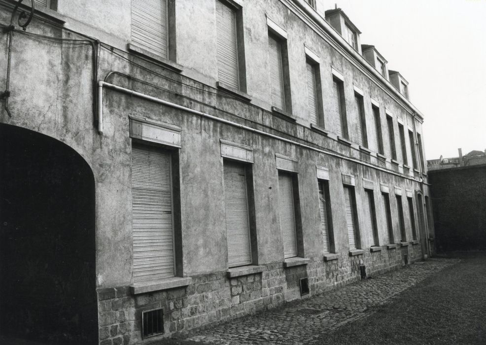 façade sur l’ancien jardin du bâtiment arrière