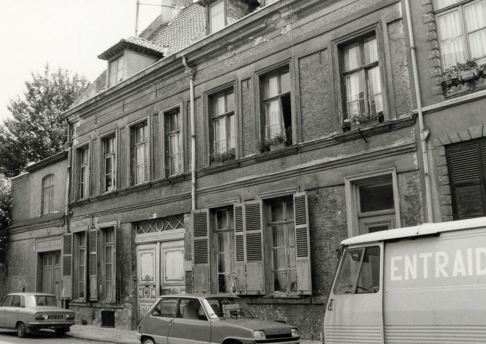 façade sur rue